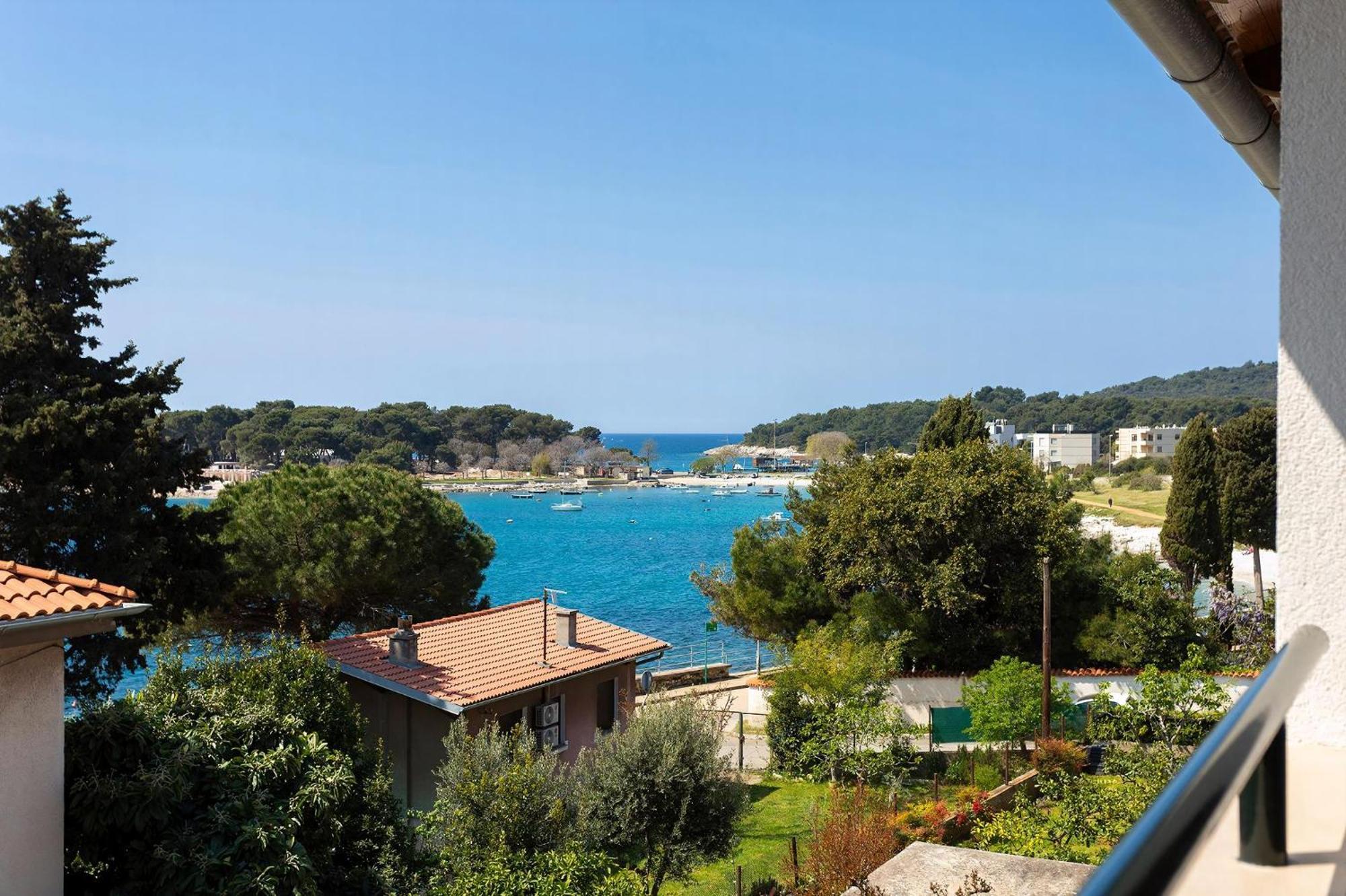 Apartment In Und Nah Am Pula
